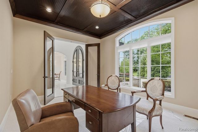 2707 Turtle Lake Drive, Bloomfield Hills, MI 48302