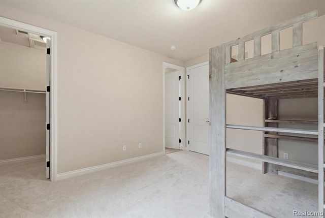 2707 Turtle Lake Drive, Bloomfield Hills, MI 48302