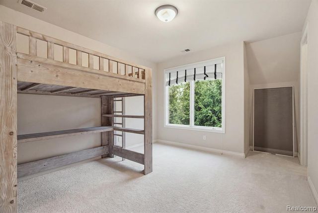 2707 Turtle Lake Drive, Bloomfield Hills, MI 48302