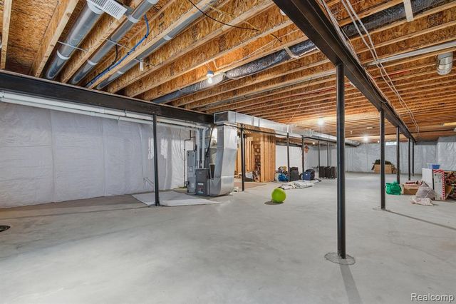 2707 Turtle Lake Drive, Bloomfield Hills, MI 48302