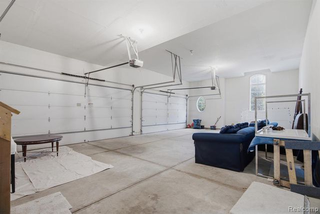 2707 Turtle Lake Drive, Bloomfield Hills, MI 48302