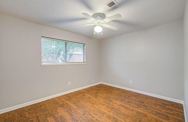 947 W Bertrand Street, Houston, TX 77088