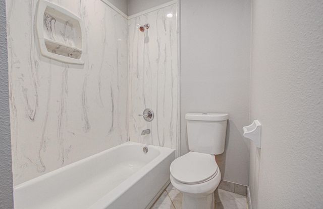 947 W Bertrand Street, Houston, TX 77088
