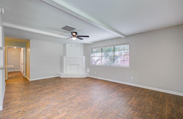 947 W Bertrand Street, Houston, TX 77088