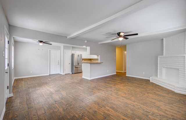 947 W Bertrand Street, Houston, TX 77088