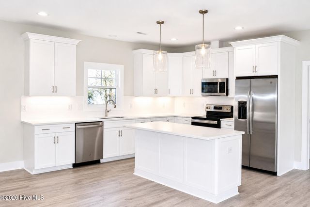 1901 Oxpen Road SW, Supply, NC 28462