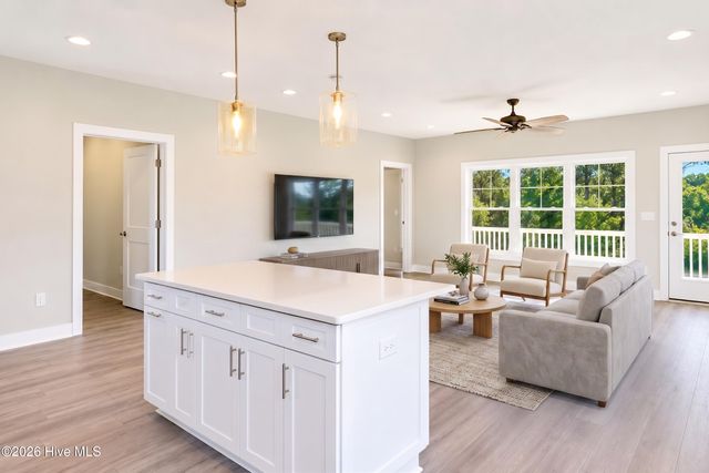 1901 Oxpen Road SW, Supply, NC 28462