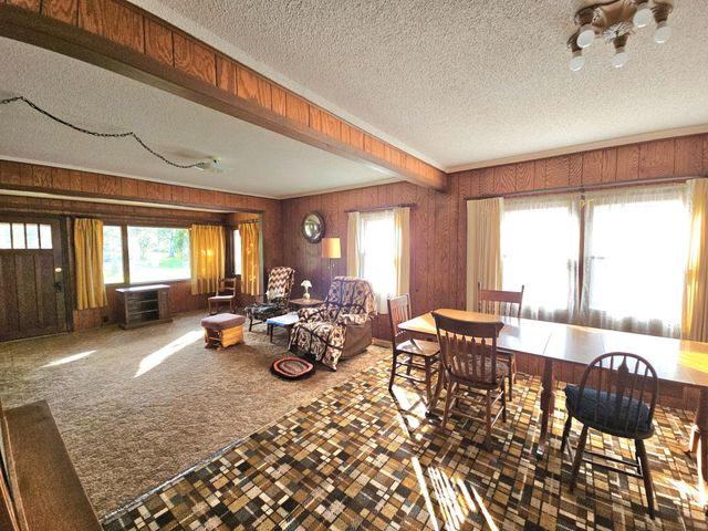 920 E Evergreen Street, Isle, MN 56342