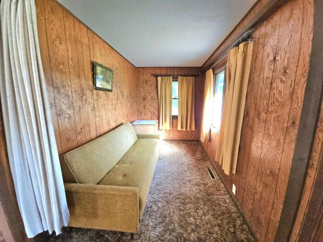 920 E Evergreen Street, Isle, MN 56342