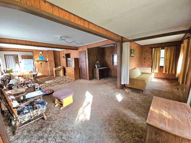 920 E Evergreen Street, Isle, MN 56342