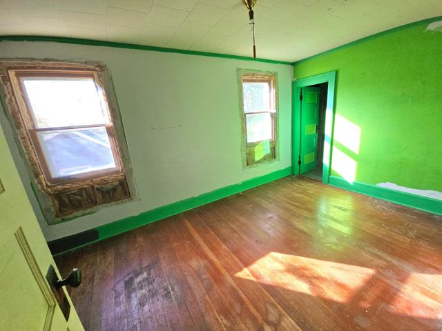 920 E Evergreen Street, Isle, MN 56342