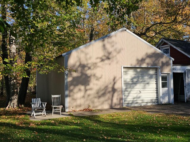 920 E Evergreen Street, Isle, MN 56342