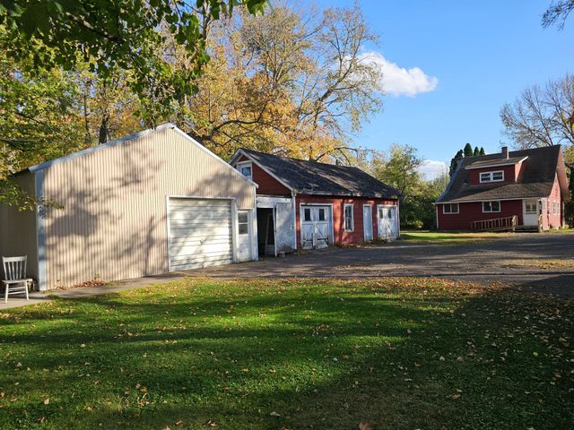 920 E Evergreen Street, Isle, MN 56342
