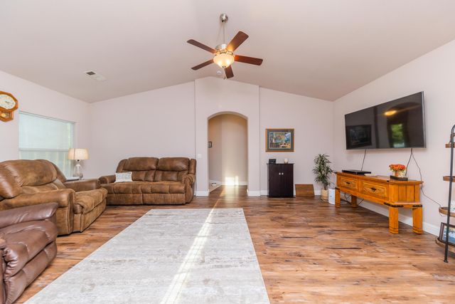 19665 Gazelle Place, Cottonwood, CA 96022