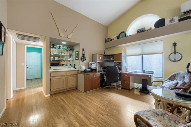 9536 Cliff View Way, Las Vegas, NV 89117