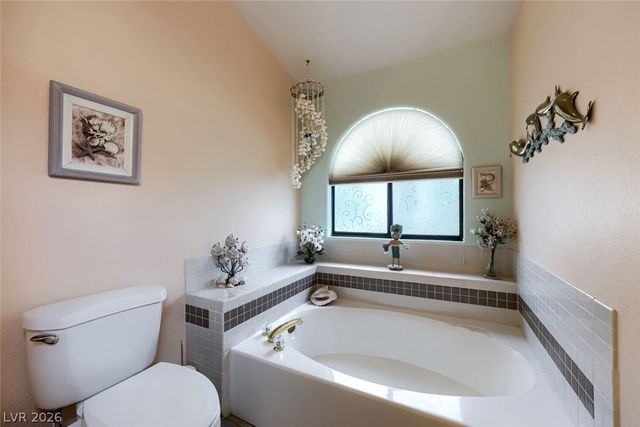 9536 Cliff View Way, Las Vegas, NV 89117