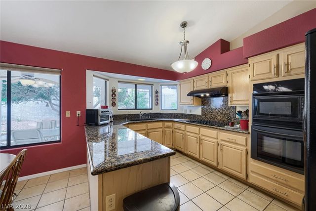 9536 Cliff View Way, Las Vegas, NV 89117