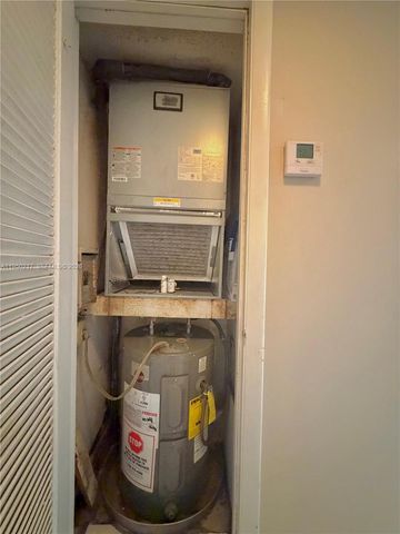 2320 S Cypress Bend Dr 206, Pompano Beach, FL 33069