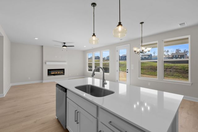 1315 Ruddy Way, Lebanon, TN 37090