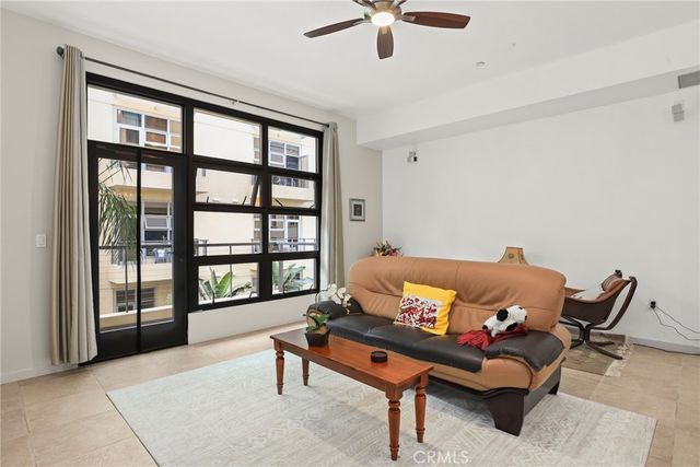 133 The Promenade N 318, Long Beach, CA 90802