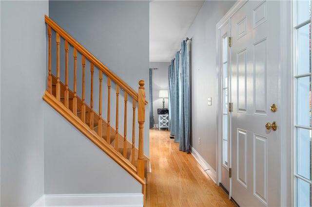 151 Drum Rock Avenue Avenue, Warwick, RI 02886