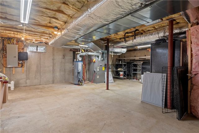 151 Drum Rock Avenue Avenue, Warwick, RI 02886