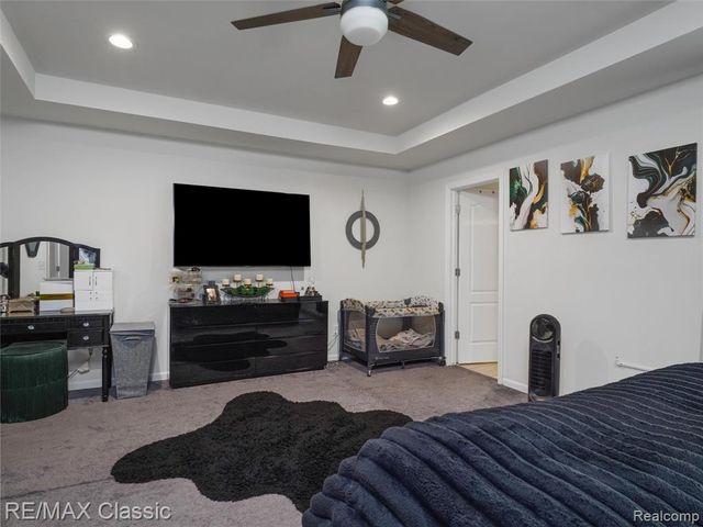 24869 Ivy, Novi, MI 48375