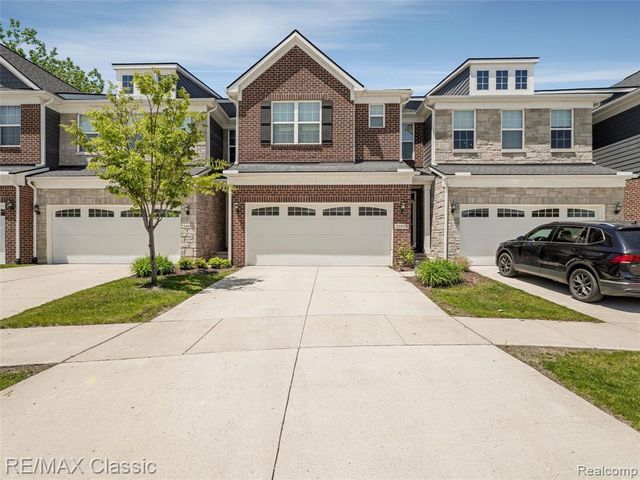 24869 Ivy, Novi, MI 48375