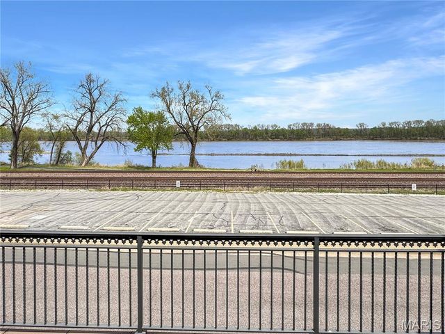 524 W Front Street, Washington, MO 63090