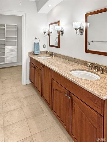 524 W Front Street, Washington, MO 63090