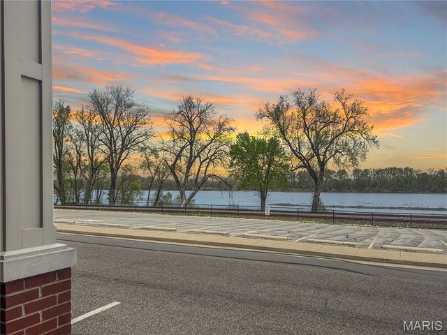 524 W Front Street, Washington, MO 63090