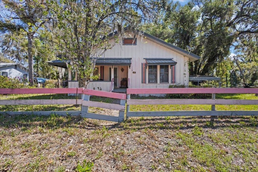 210 S Center Street, Perry, FL 32347