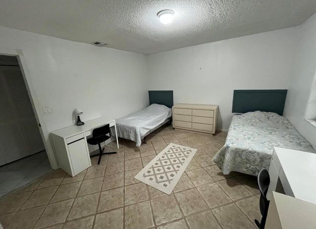 6650 Montego Bay Boulevard F, Boca Raton, FL 33433