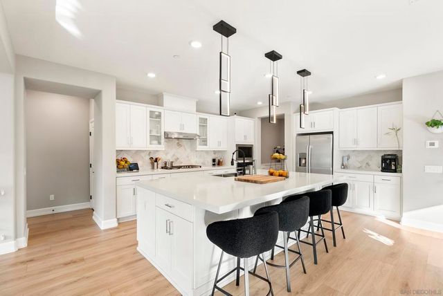 942 Lindbergh Dr, San Marcos, CA 92069