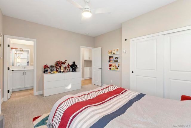 942 Lindbergh Dr, San Marcos, CA 92069