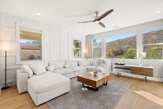 942 Lindbergh Dr, San Marcos, CA 92069