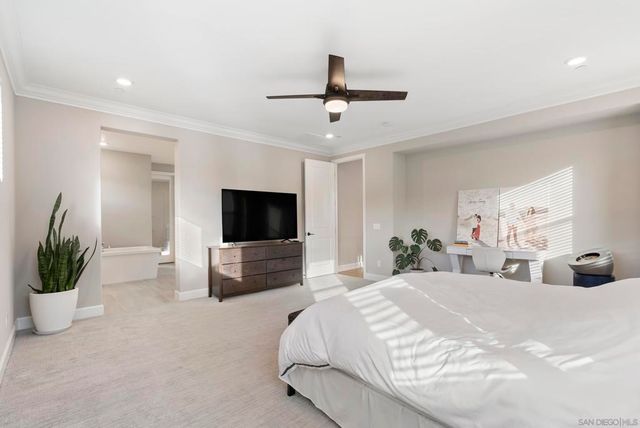942 Lindbergh Dr, San Marcos, CA 92069