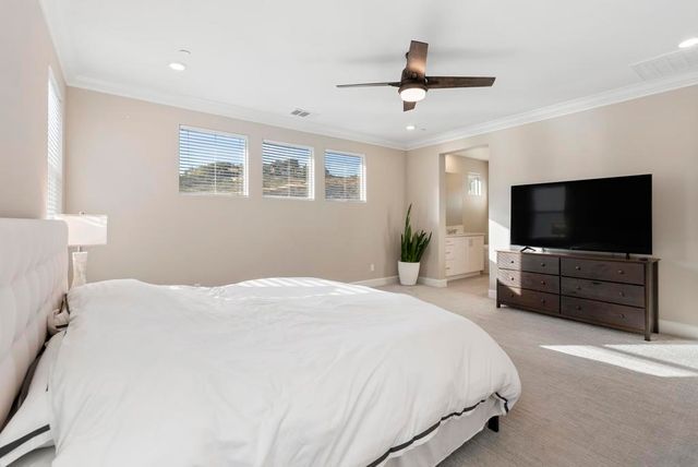 942 Lindbergh Dr, San Marcos, CA 92069