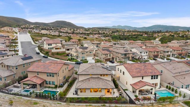942 Lindbergh Dr, San Marcos, CA 92069