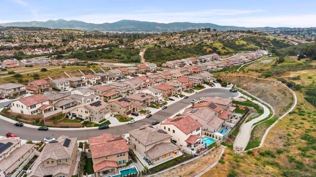 942 Lindbergh Dr, San Marcos, CA 92069