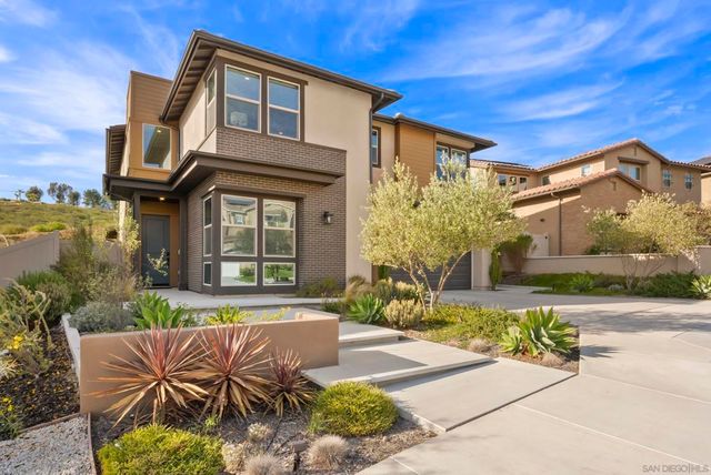 942 Lindbergh Dr, San Marcos, CA 92069