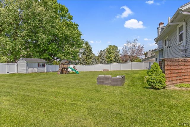 7 Devon Place, Camillus, NY 13031