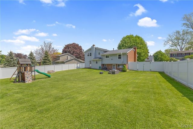 7 Devon Place, Camillus, NY 13031