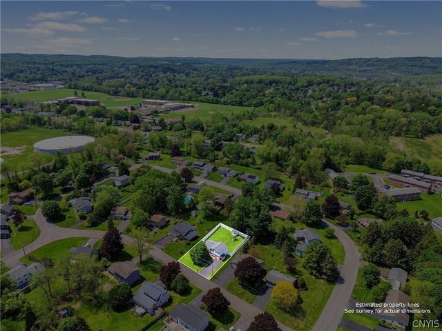 7 Devon Place, Camillus, NY 13031
