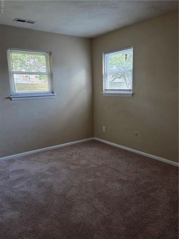 604 Sandy Springs LN, Virginia Beach, VA 23452