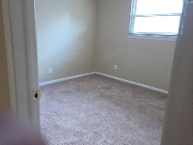 604 Sandy Springs LN, Virginia Beach, VA 23452