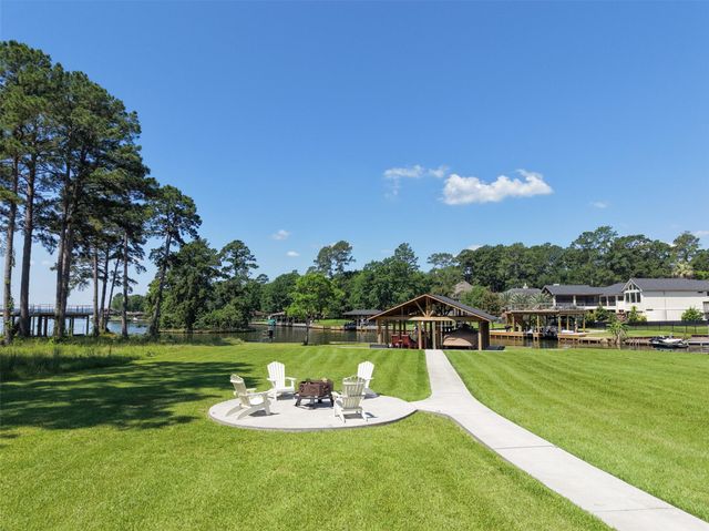 12881 Bruce Road, Willis, TX 77318