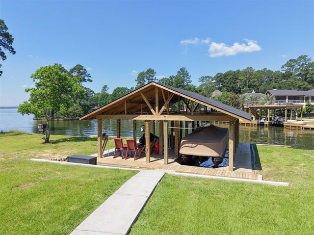 12881 Bruce Road, Willis, TX 77318