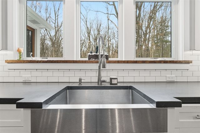 3175 Light House Way, Saugatuck, MI 49453