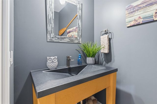 3175 Light House Way, Saugatuck, MI 49453